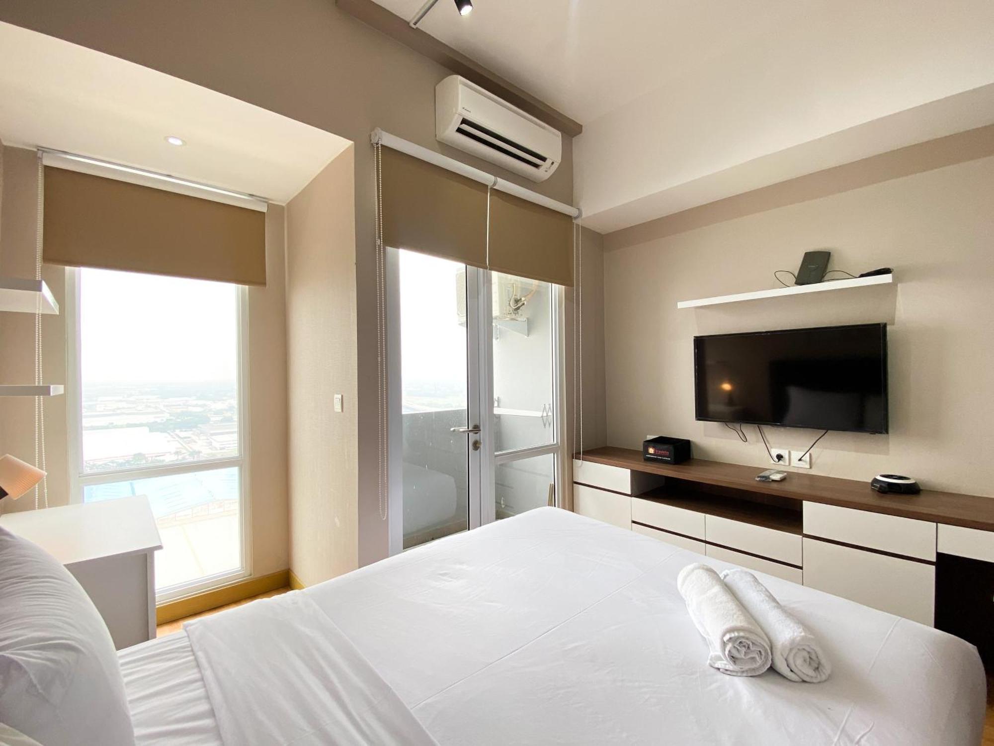 Warm And Cozy Studio At Vasanta Innopark Apartment By Travelio Cikarang Bagian luar foto