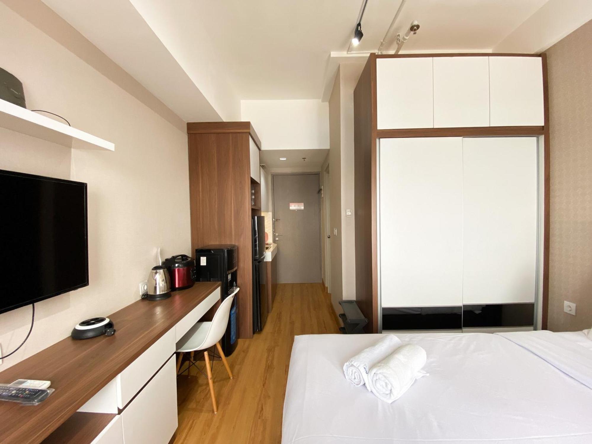 Warm And Cozy Studio At Vasanta Innopark Apartment By Travelio Cikarang Bagian luar foto